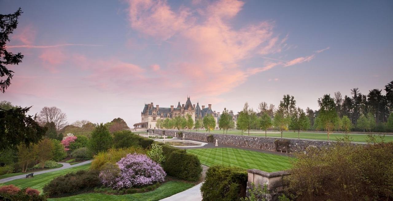 Village Hotel On Biltmore Estate Эшвилл Экстерьер фото