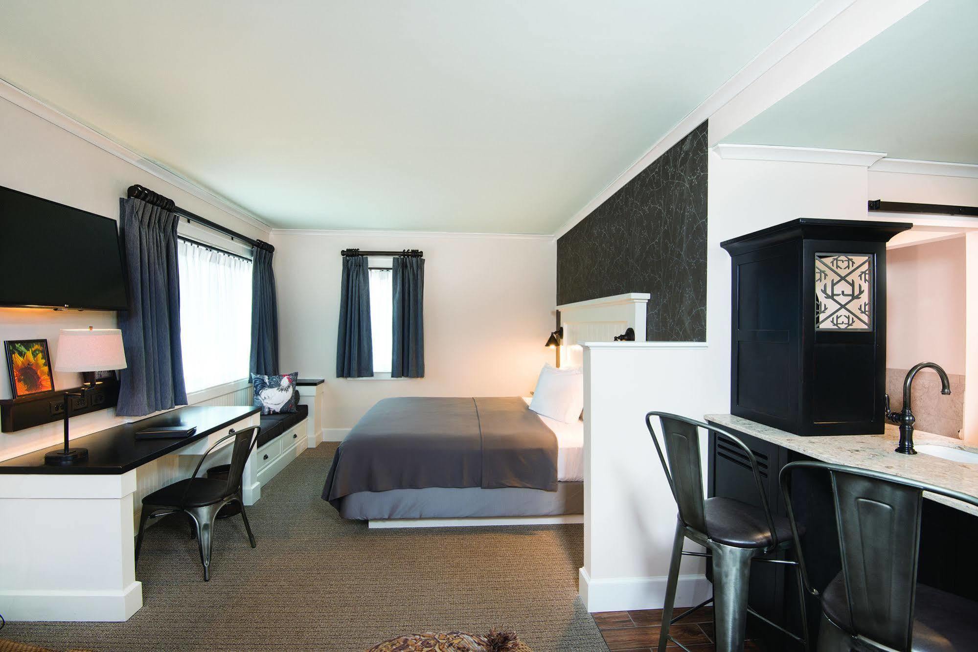 Village Hotel On Biltmore Estate Эшвилл Экстерьер фото