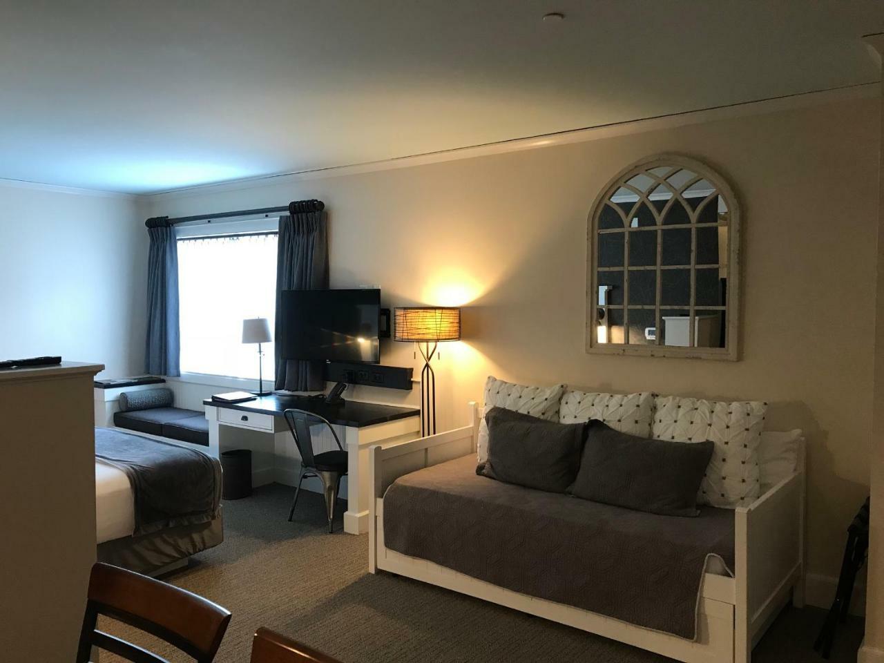 Village Hotel On Biltmore Estate Эшвилл Экстерьер фото